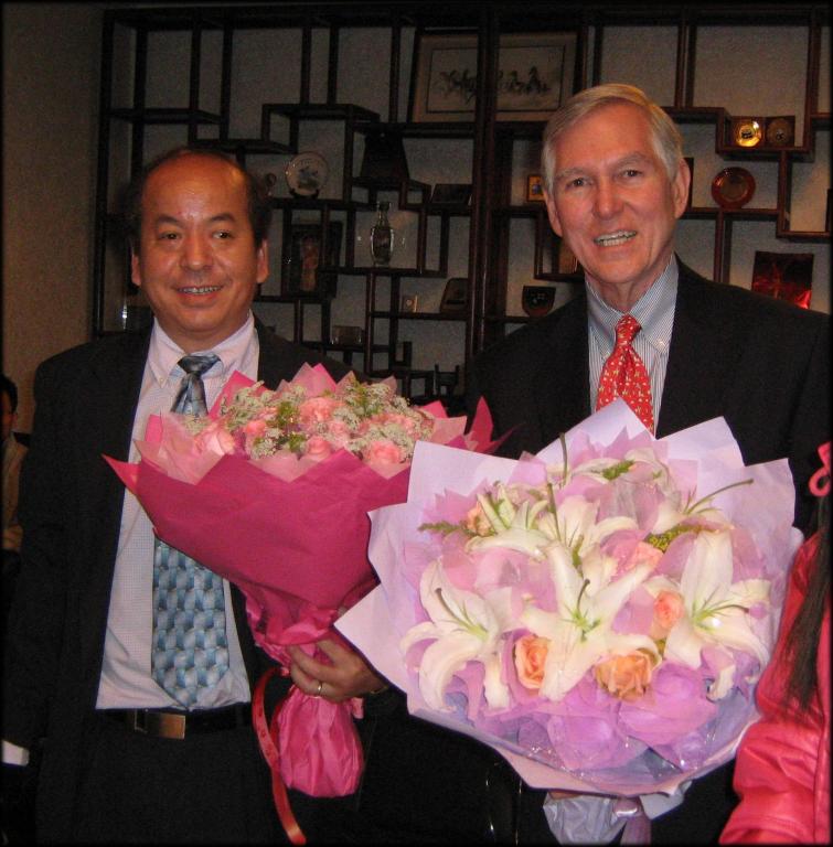 美国卡特中心首席执行官约翰•哈德曼博士与卡特中心中国选举项目副主任刘亚伟博士